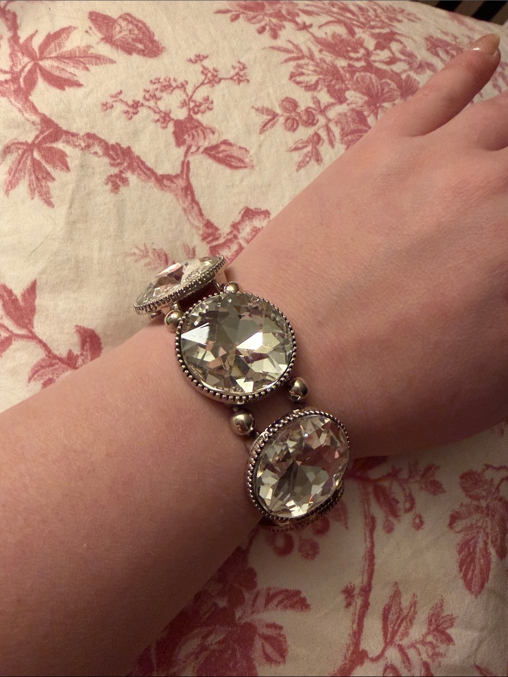 Crystal Statement Stretch Bracelet - Clear/Silver